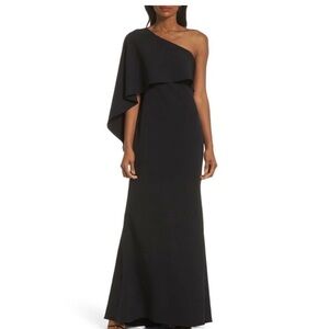 Vince Camuto Black One-Shoulder Gown